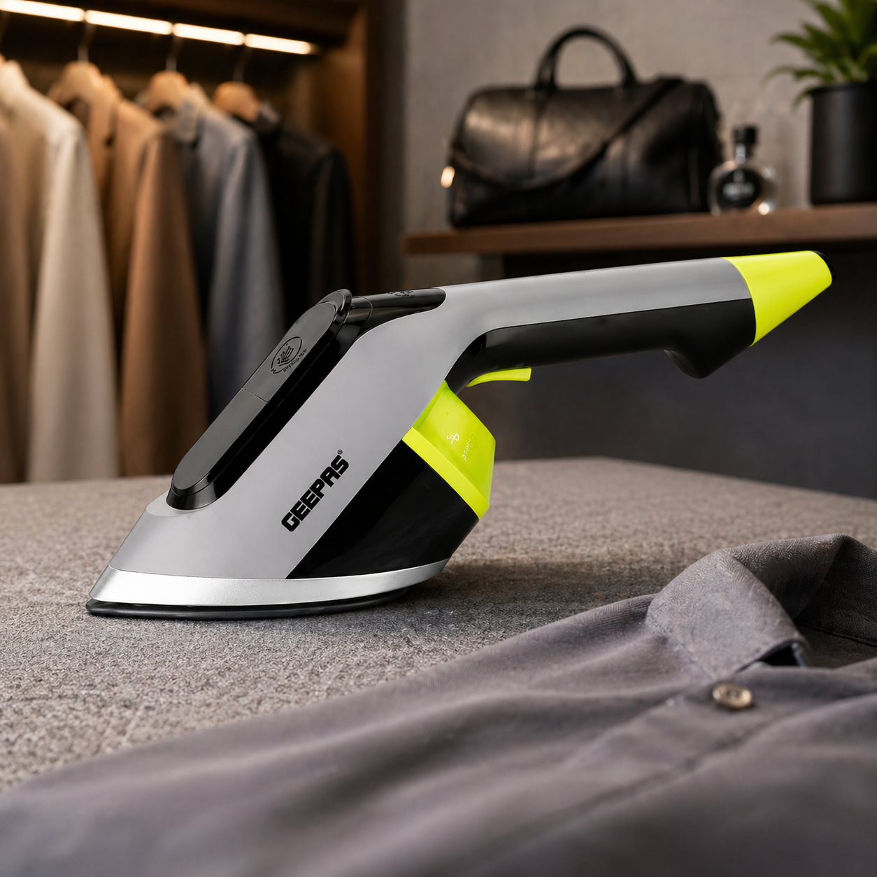 Geepas Handheld Garment Steamer 1500W GGS25019 | 170ml Tank | Fast Heat | Continuous Steam | Travel Friendly